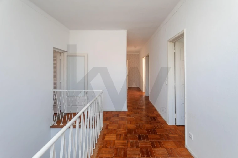 Moradia T6 para Venda em Cascais e Estoril Foto 5