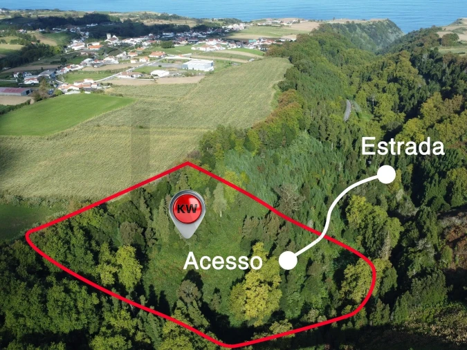 Terreno para Venda em Lomba da Maia Foto 2