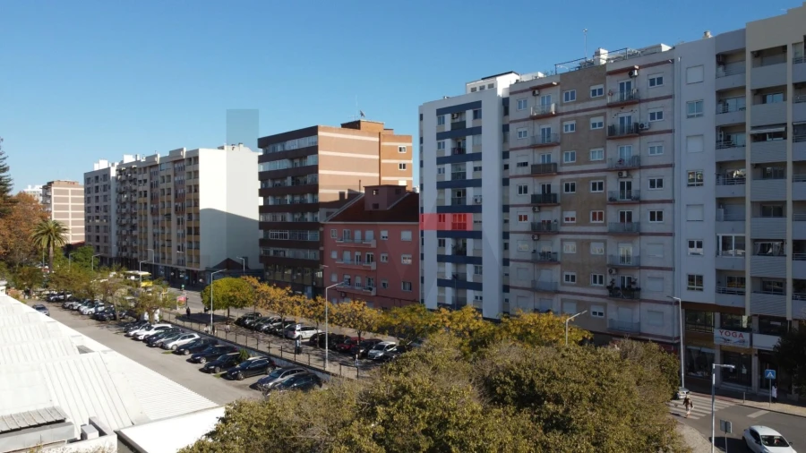 Apartamento T4 para Venda em União das Freguesias de Setúbal Foto 39