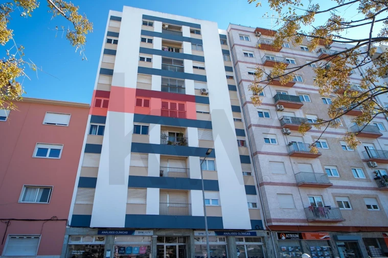 Apartamento T4 para Venda em União das Freguesias de Setúbal Foto 2