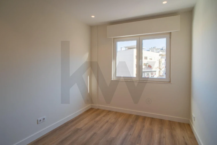 Apartamento T4 para Venda em União das Freguesias de Setúbal Foto 24