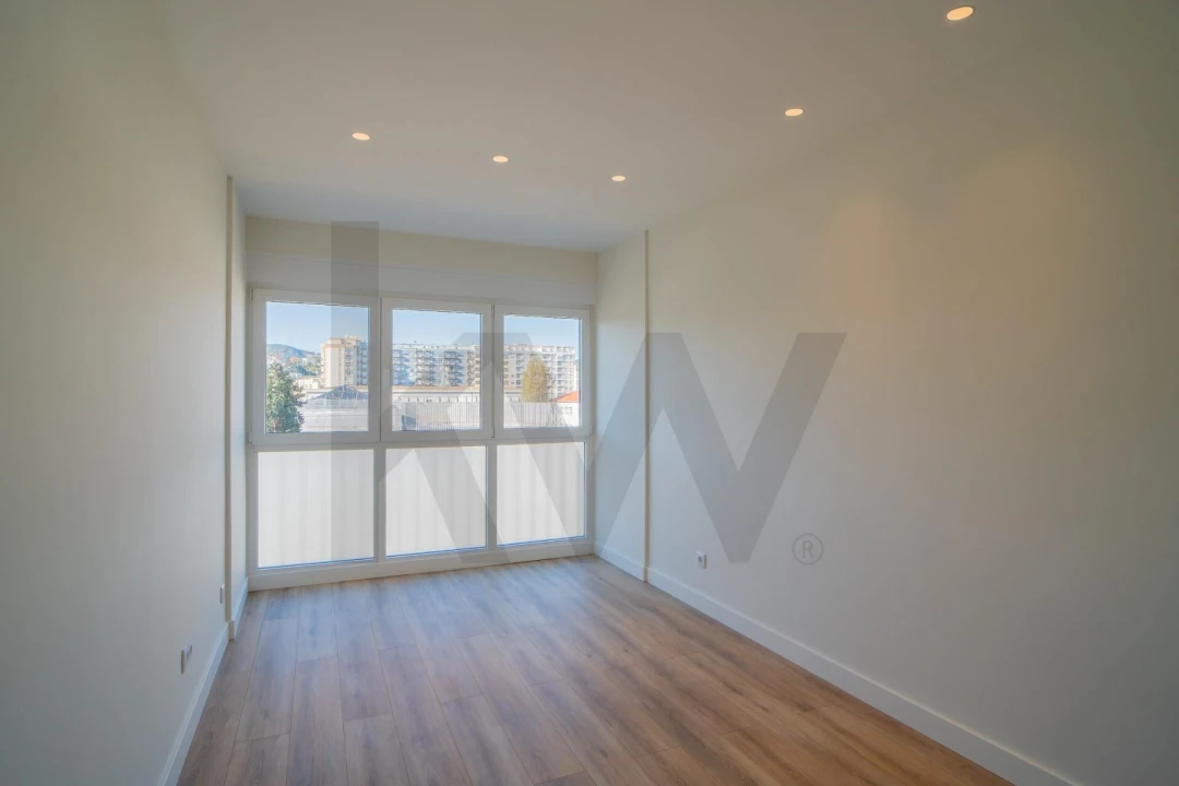 Apartamento T4 para Venda em União das Freguesias de Setúbal Foto 16