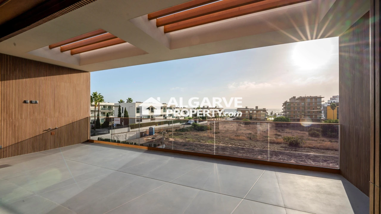 Apartamento T2 para Venda em Quarteira Foto 21