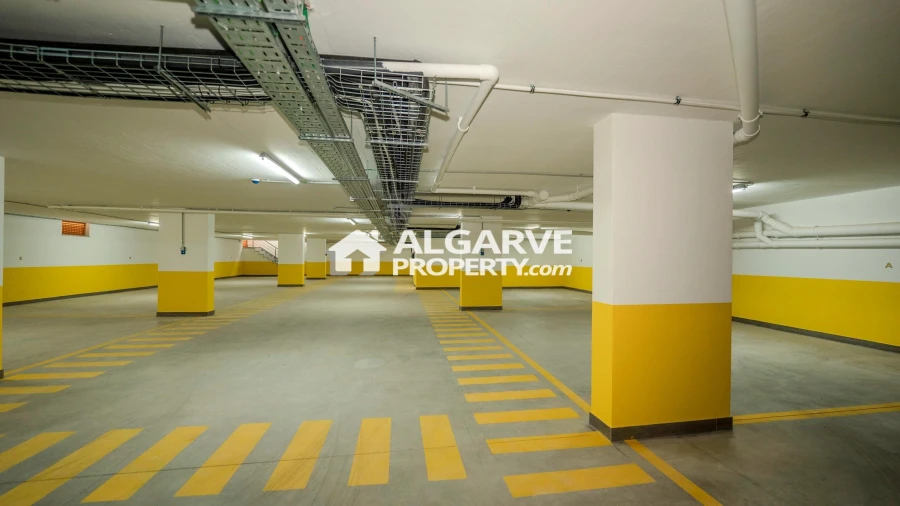 Apartamento T2 para Venda em Quarteira Foto 16