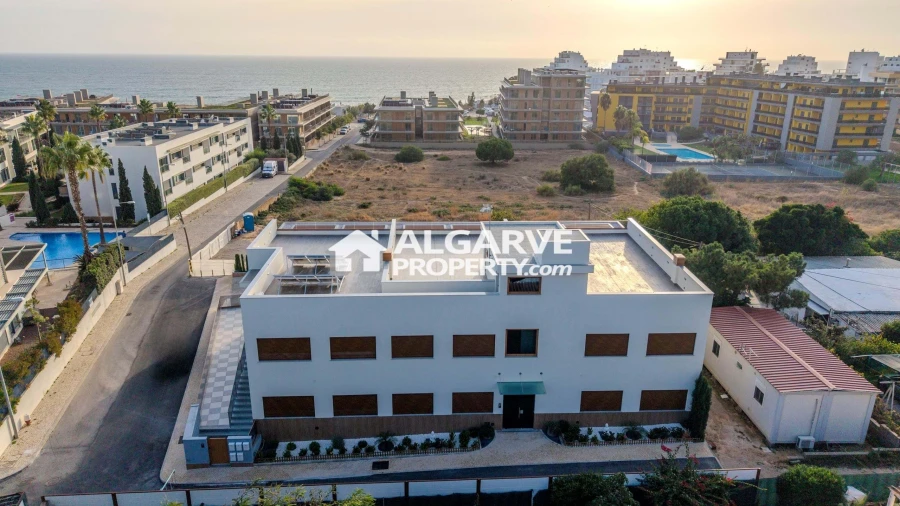 Apartamento T2 para Venda em Quarteira Foto 27