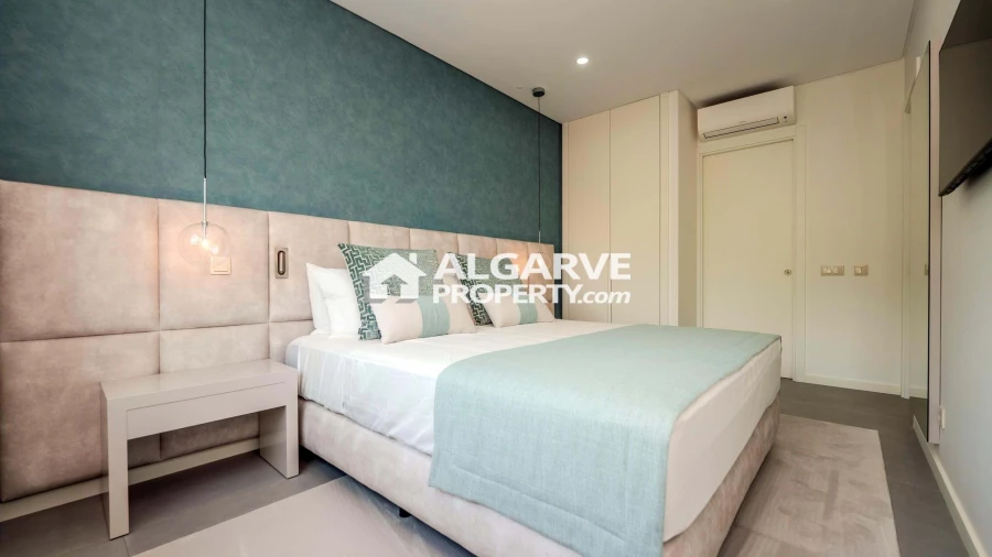 Apartamento T2 para Venda em Quarteira Foto 18