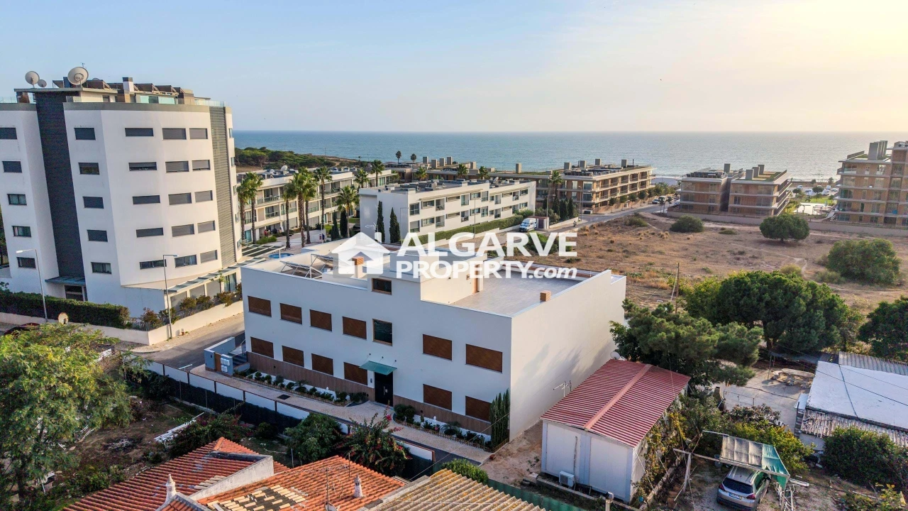 Apartamento T2 para Venda em Quarteira Foto 27