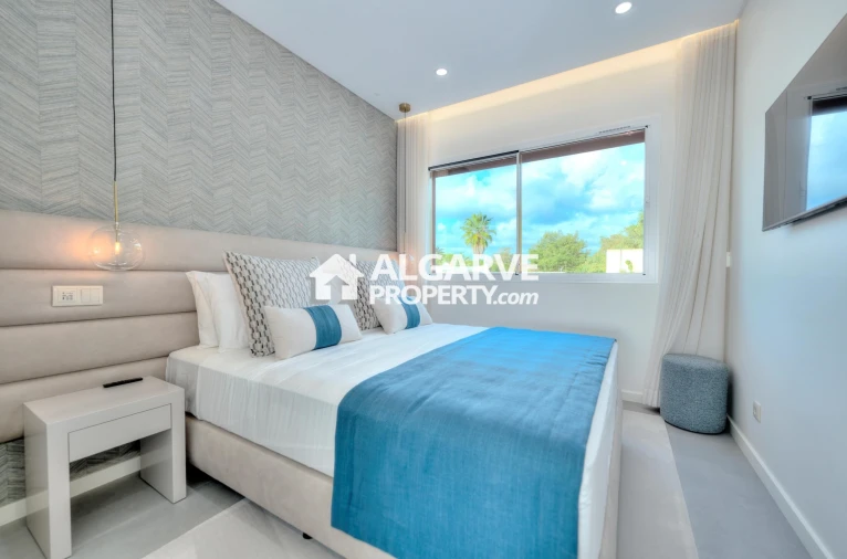 Apartamento T2 para Venda em Quarteira Foto 5