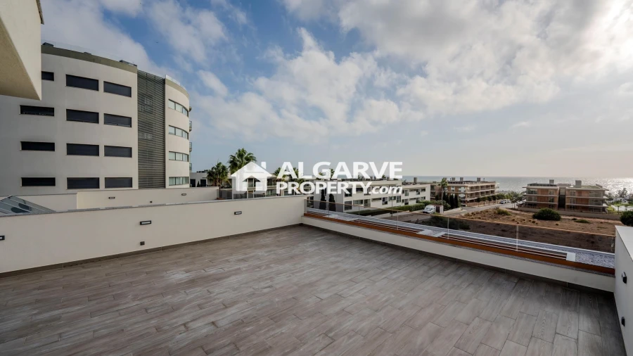 Apartamento T2 para Venda em Quarteira Foto 9