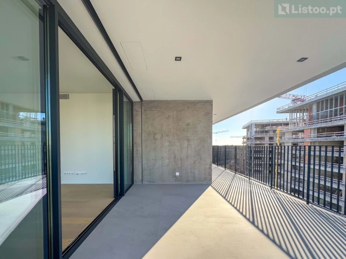 Apartamento T2 para Venda em Algés, Linda-A-Velha e Cruz Quebrada-Dafundo Foto 6