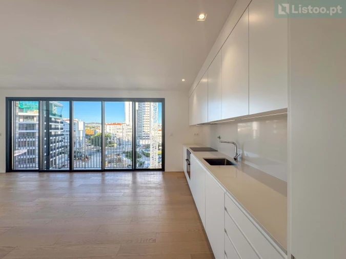 Apartamento T2 para Venda em Algés, Linda-A-Velha e Cruz Quebrada-Dafundo Foto 14