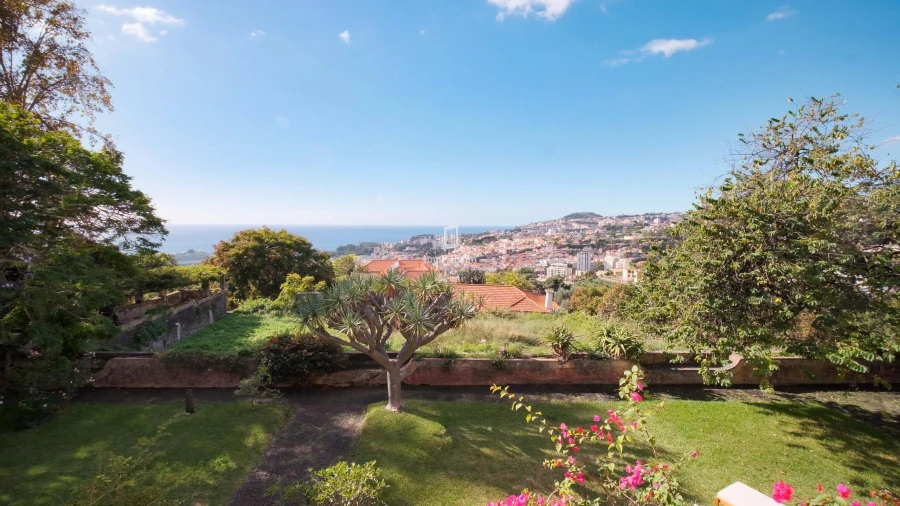 Moradia T5 para Arrendamento férias em Funchal (Santa Luzia) Foto 39