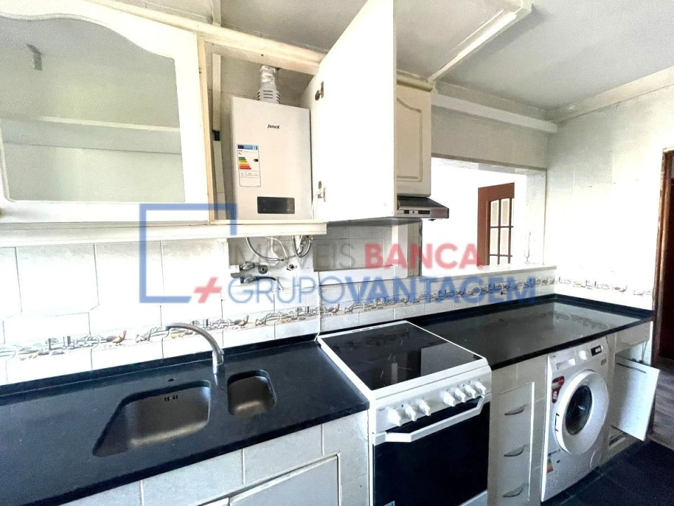 Apartamento T3 para Venda em Corroios Foto 12