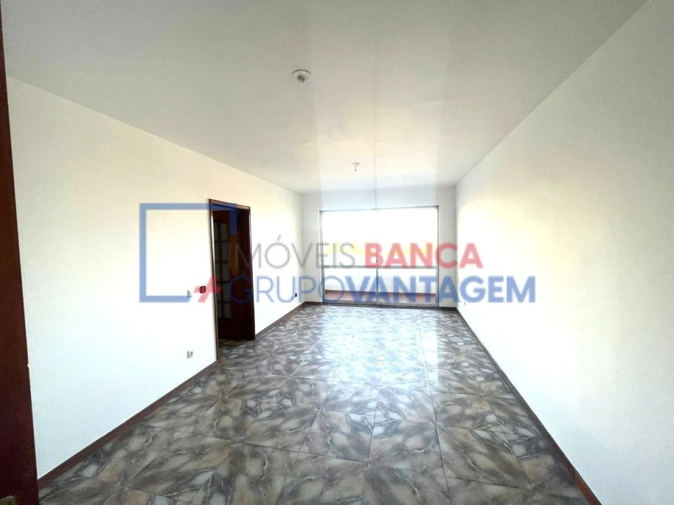 Apartamento T3 para Venda em Corroios Foto 14