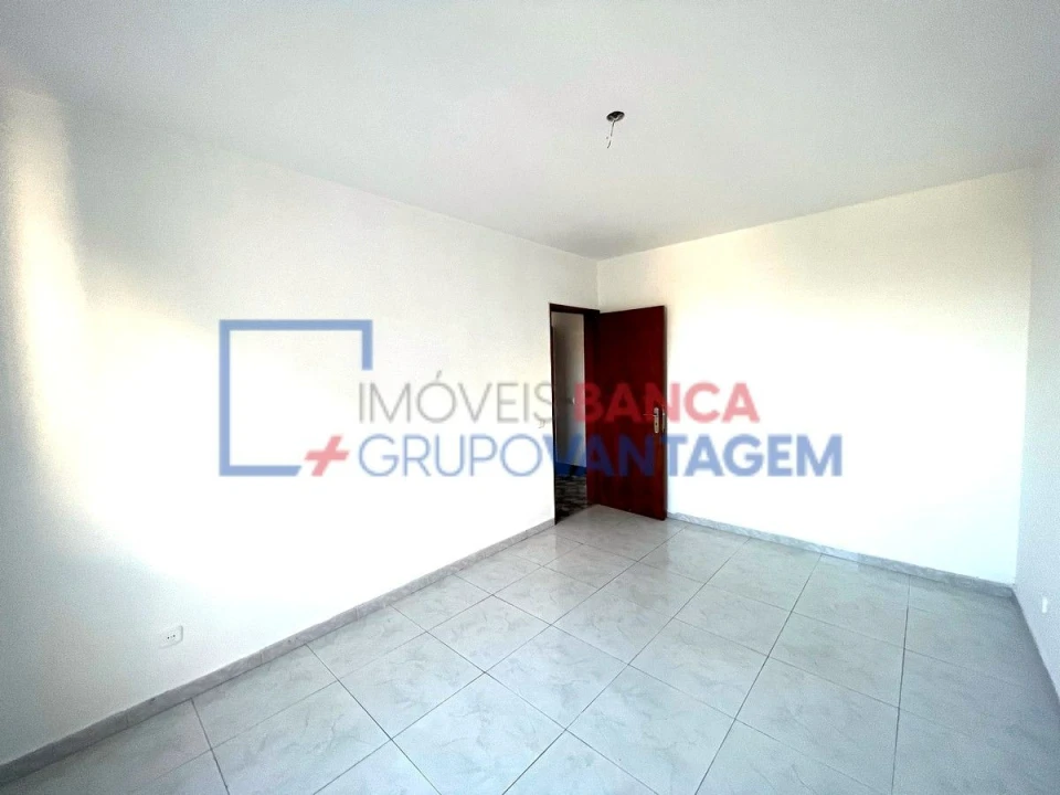 Apartamento T3 para Venda em Corroios Foto 24