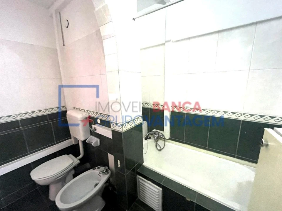 Apartamento T3 para Venda em Corroios Foto 29