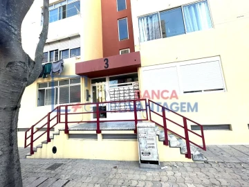 Apartamento T3 para Venda em Corroios