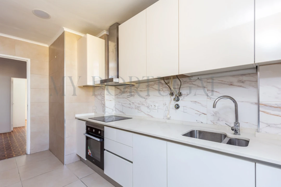 Apartamento T2 para Arrendamento em Falagueira-Venda Nova Foto 3