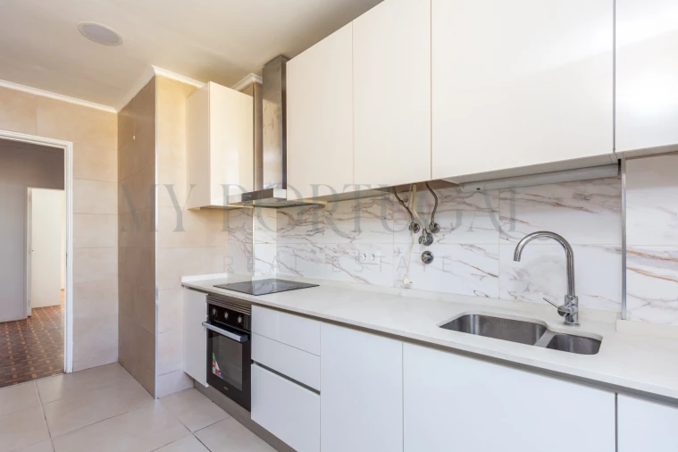 Apartamento T2 para Arrendamento em Falagueira-Venda Nova Foto 3