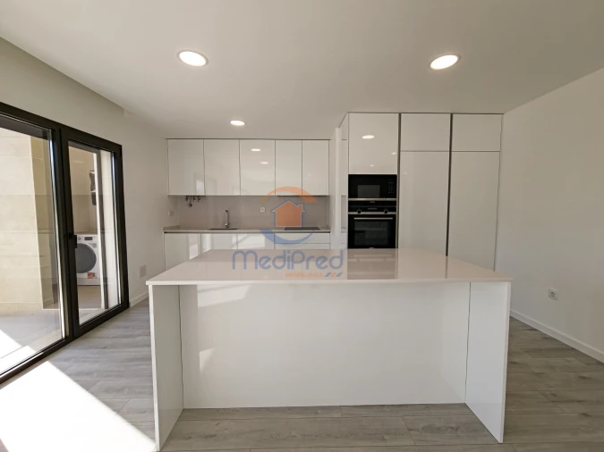 Apartamento T5 para Venda em Montijo e Afonsoeiro Foto 3