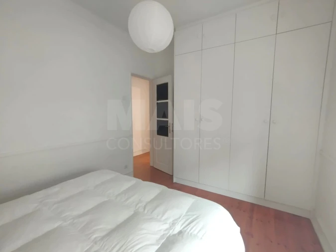 Apartamento T2 para Arrendamento em Algés, Linda-A-Velha e Cruz Quebrada-Dafundo Foto 5