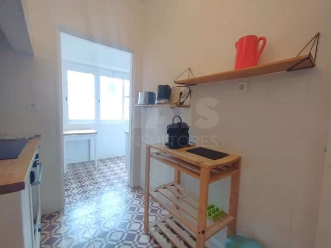 Apartamento T2 para Arrendamento em Algés, Linda-A-Velha e Cruz Quebrada-Dafundo Foto 2