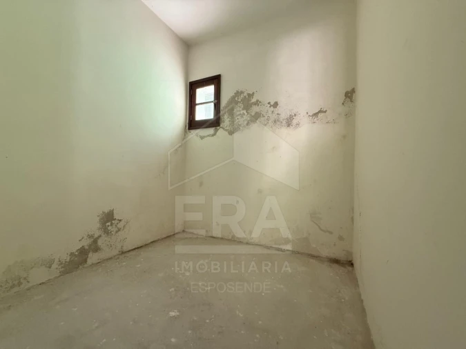 Moradia T3 para Venda em Areosa Foto 18