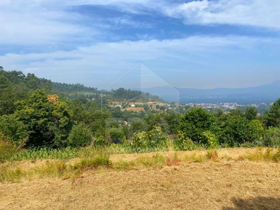Terreno para Venda em Geraz do Lima (Santa Maria, Santa Leocádia, Moreira), Deão Foto 4