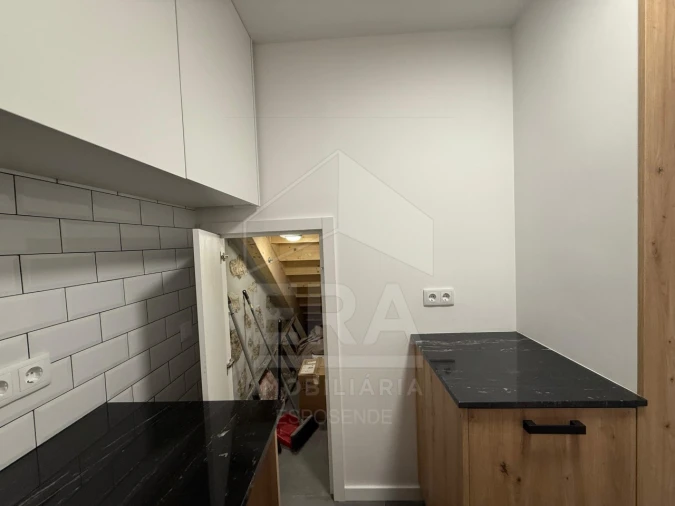 Moradia T2 para Venda em Santa Maria Maior e Monserrate e Meadela Foto 5