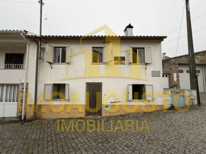 Moradia T4 para Venda em Alto do Palurdo Foto 1