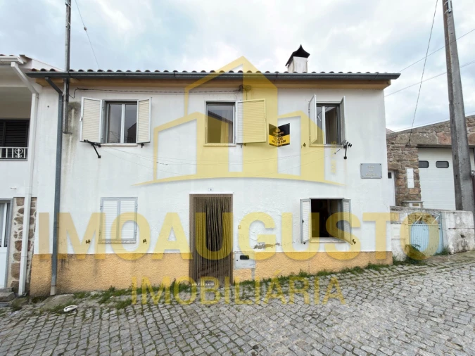 Moradia T4 para Venda em Alto do Palurdo Foto 1