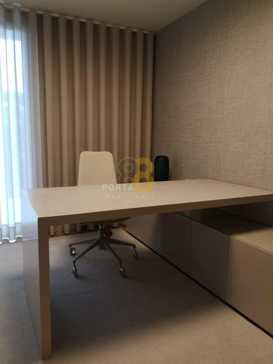 Apartamento T4 para Venda em Santa Marinha e São Pedro da Afurada Foto 19