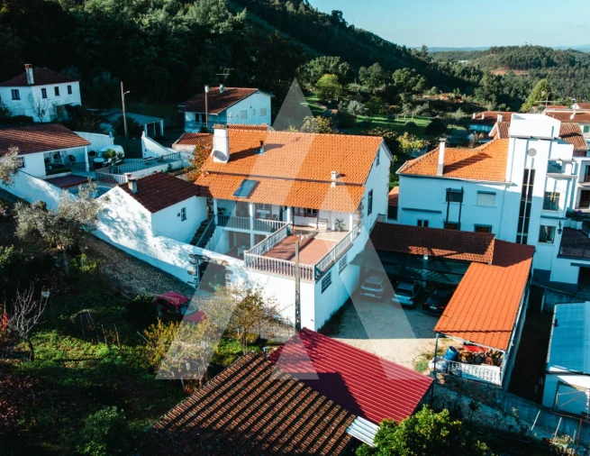 Moradia T3 para Venda em Lavegadas Foto 1