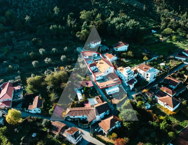 Moradia T3 para Venda em Lavegadas Foto 37