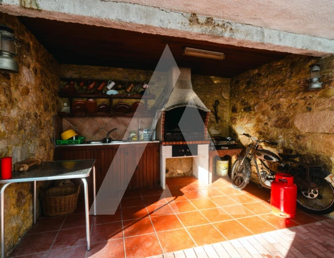 Moradia T3 para Venda em Lavegadas Foto 28