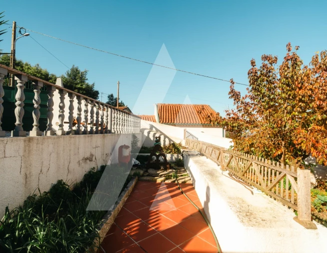 Moradia T3 para Venda em Lavegadas Foto 33