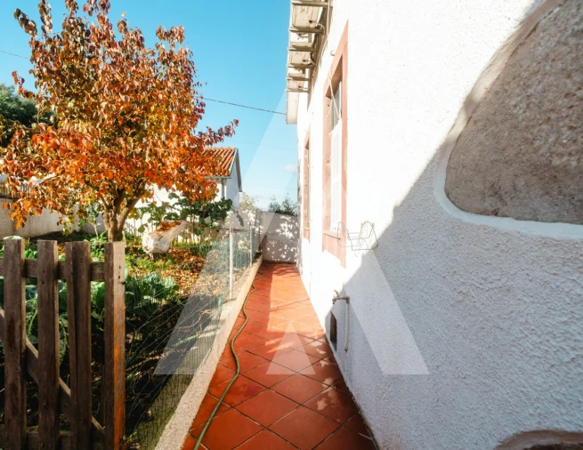 Moradia T3 para Venda em Lavegadas Foto 31