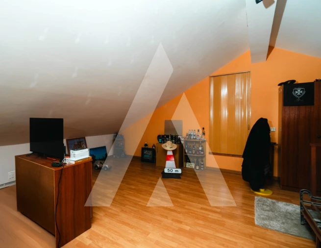 Moradia T3 para Venda em Lavegadas Foto 10