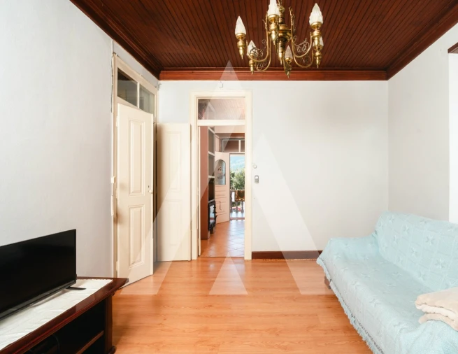 Moradia T3 para Venda em Lavegadas Foto 5