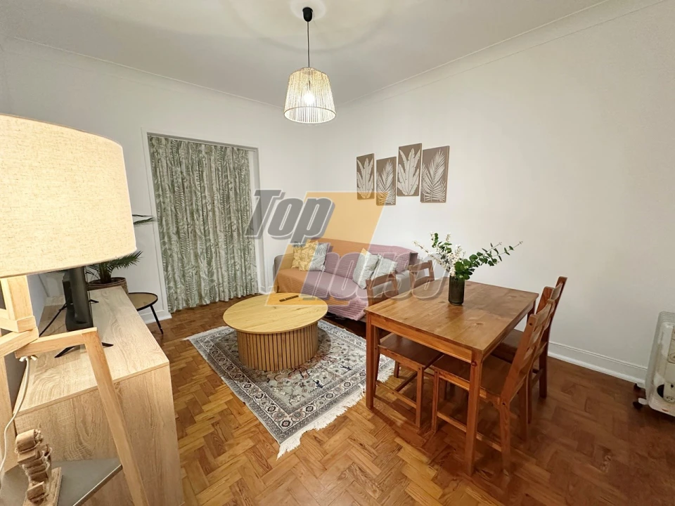 Apartamento T2 para Arrendamento em Costa da Caparica Foto 1