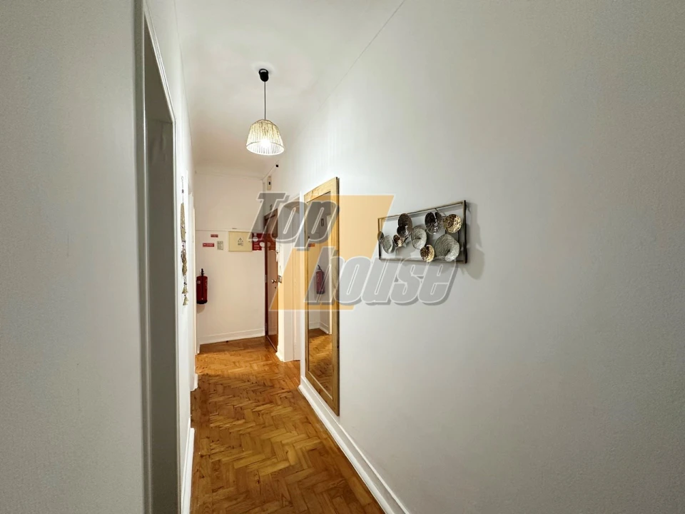 Apartamento T2 para Arrendamento em Costa da Caparica Foto 7