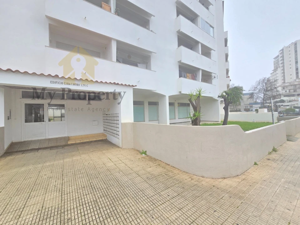 Apartamento T1 para Venda em Albufeira e Olhos de Água Foto 18