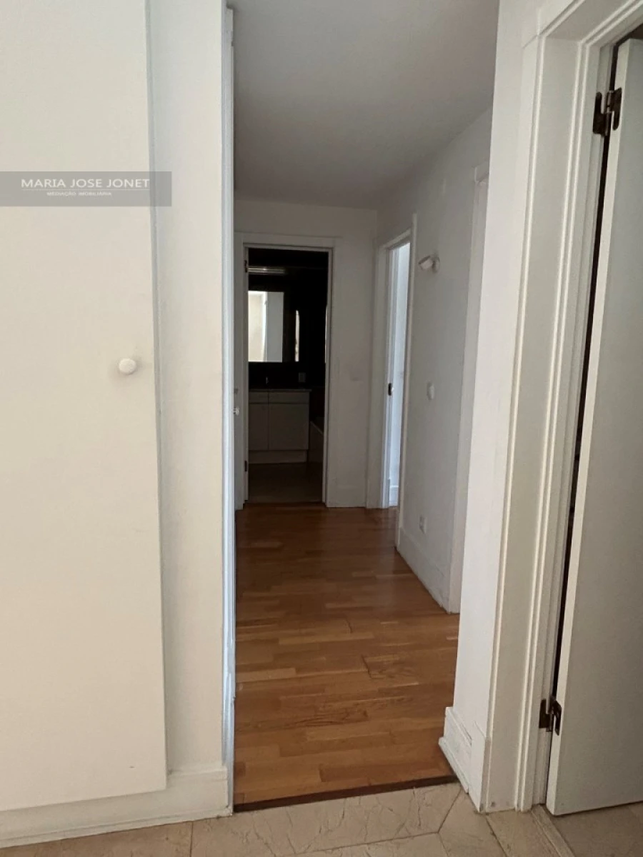Apartamento T2 para Venda em Cascais e Estoril Foto 30