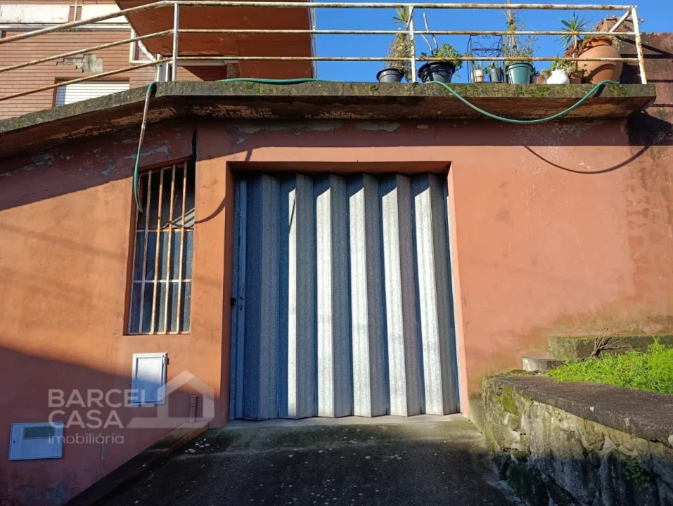 Garagem para Venda em Galegos (São Martinho) Foto 6