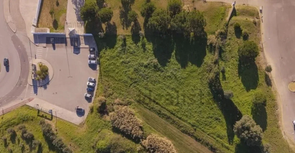 Terreno para Venda em Arruda dos Vinhos Foto 2