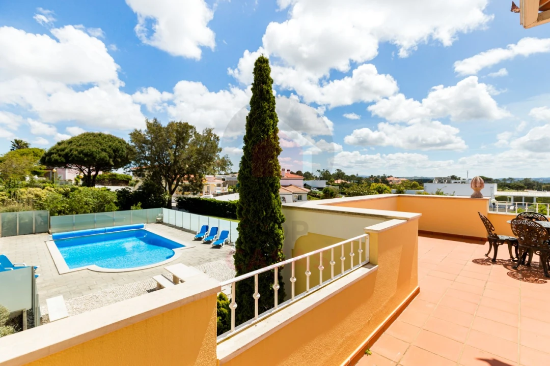 Moradia T4 para Venda em Nadadouro Foto 6