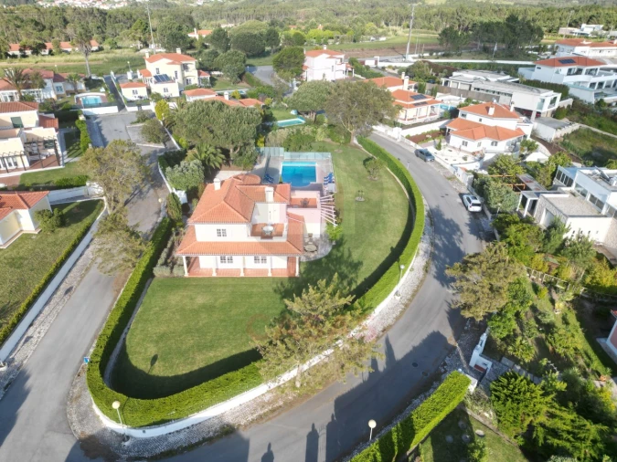 Moradia T4 para Venda em Nadadouro Foto 26