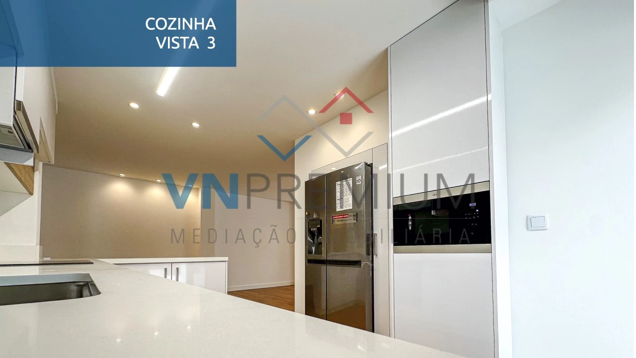 Moradia T4 para Venda em Carcavelos e Parede Foto 29