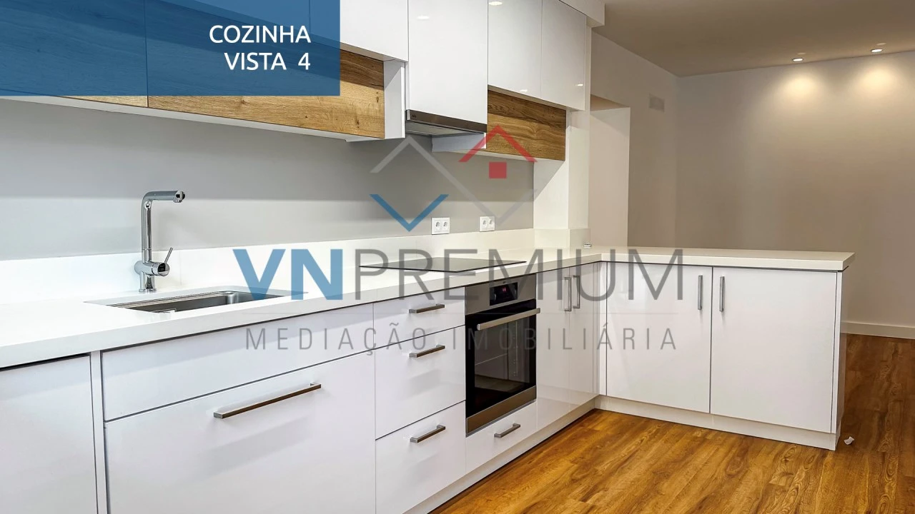 Moradia T4 para Venda em Carcavelos e Parede Foto 30