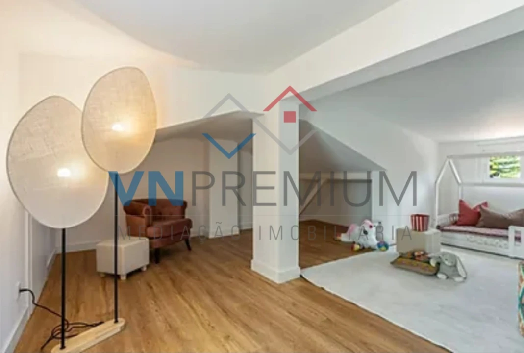 Moradia T4 para Venda em Carcavelos e Parede Foto 26